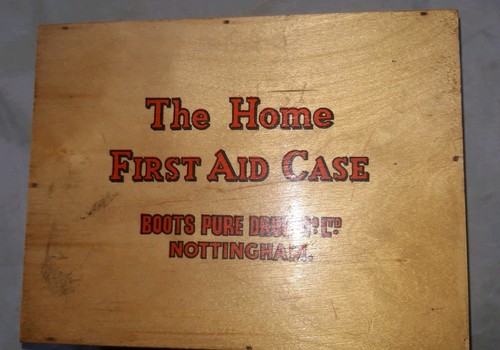 Vintage boots first aid - first, case