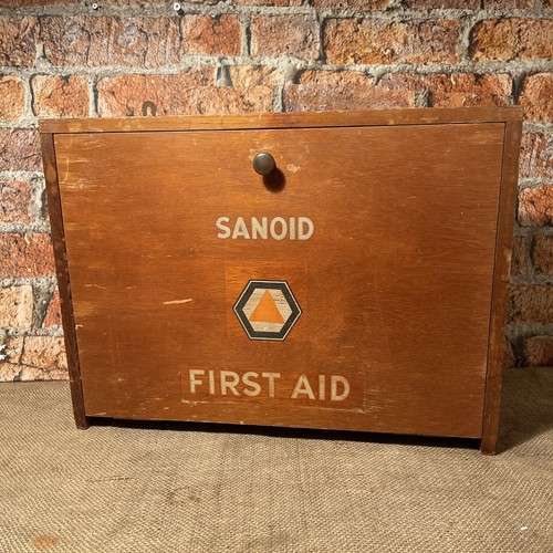 Vintage large wooden sanoid - vintage,