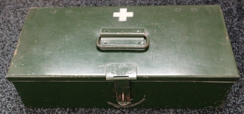 Vintage green metal first - metal, aid